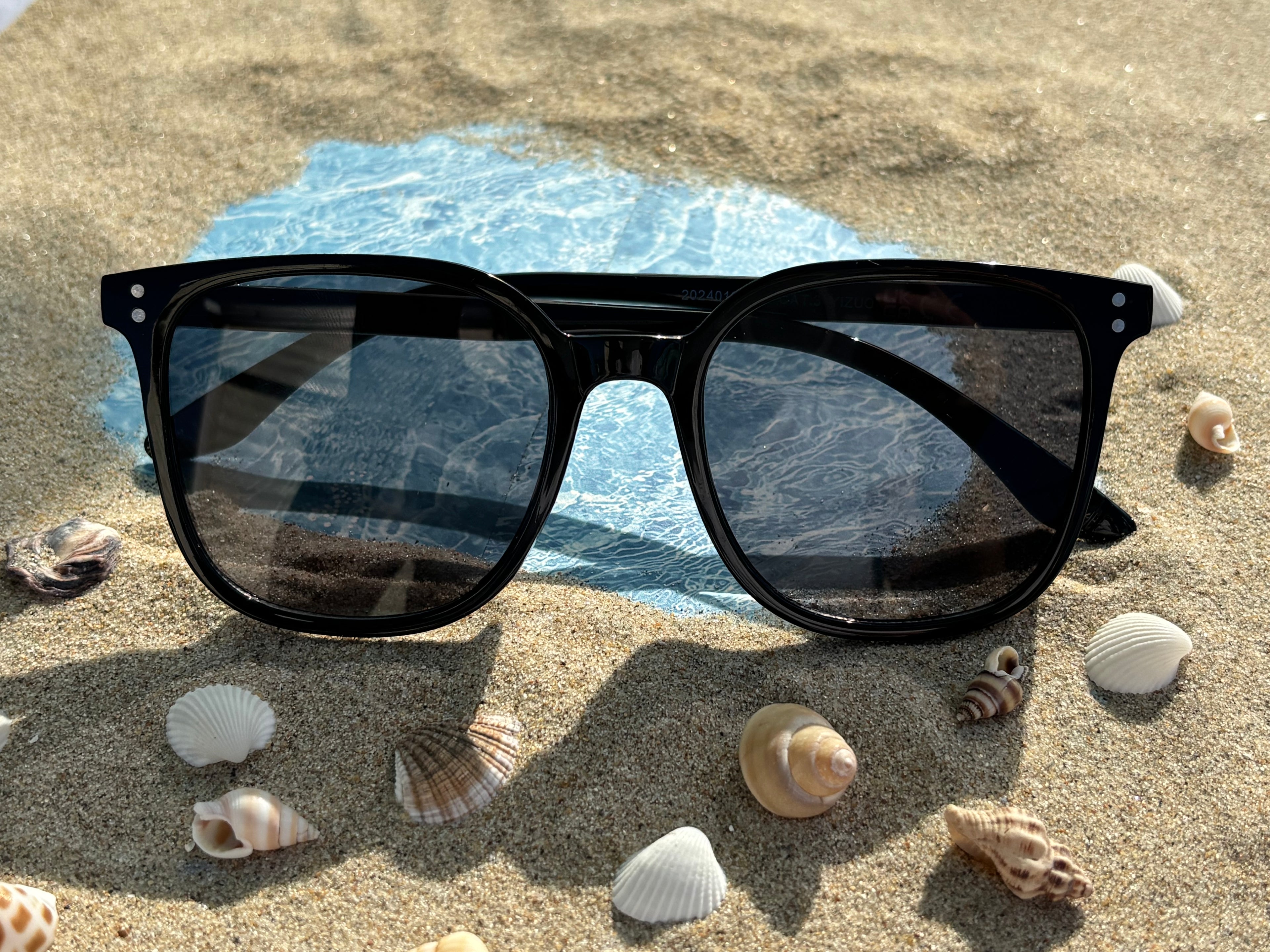 Lunettes de soleil noir